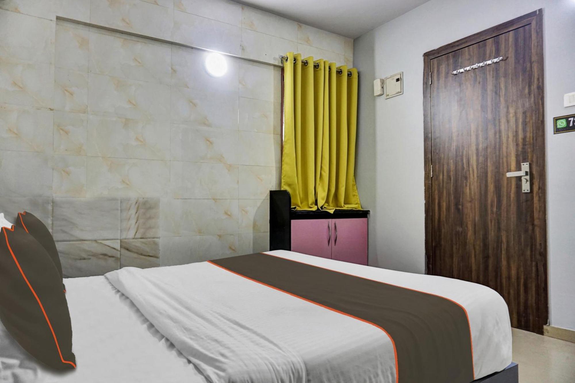 Collection O Baner Executive Stays Pune Exterior photo